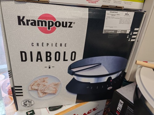  C&rsquo;est la Chandeleur chez AMI Services Proxi Confort Quettehou !